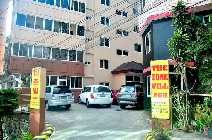 2 Bedroom Condo by Downtown Baguio - 304