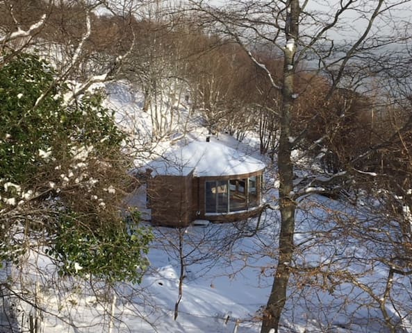 Am Falachan - Lochside roundhouse