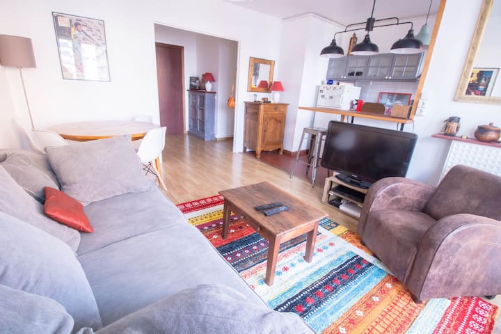 Appartement Moderne Et Lumineux Dans Le 19ème - Paris