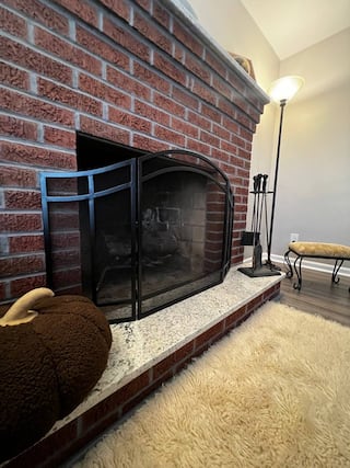 Peaceful Brick Home •Long & Short Stays + Parking, photo 2 of 38