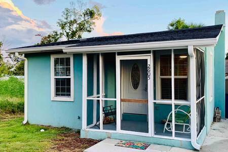 Cute Blue Cottage in St. Andrews