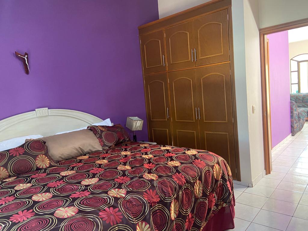 غرفة النوم الرئيسية