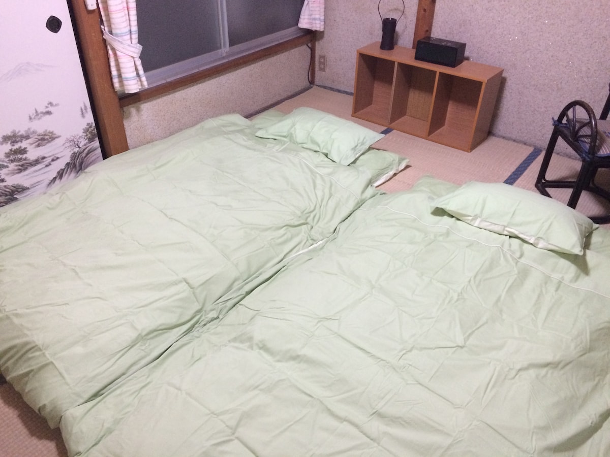 Bedroom（2）
鍵付き
二階寝室
（床上用品）
可睡2人