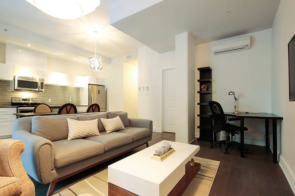 Side corner office