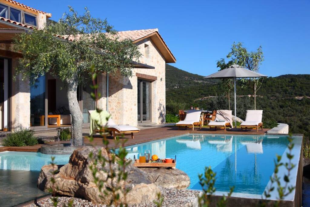 Eco Luxury Villa Casa di Vino, enjoy vacation next to a winery