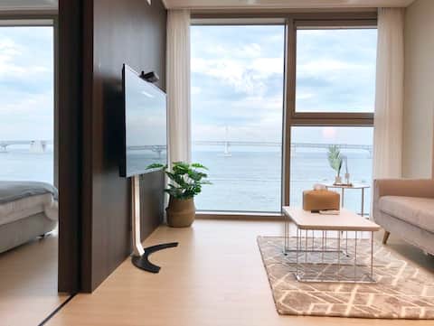 #스위트룸 #오션뷰 #광안대교뷰 #인생샷명소 #강알리하우스 Room2