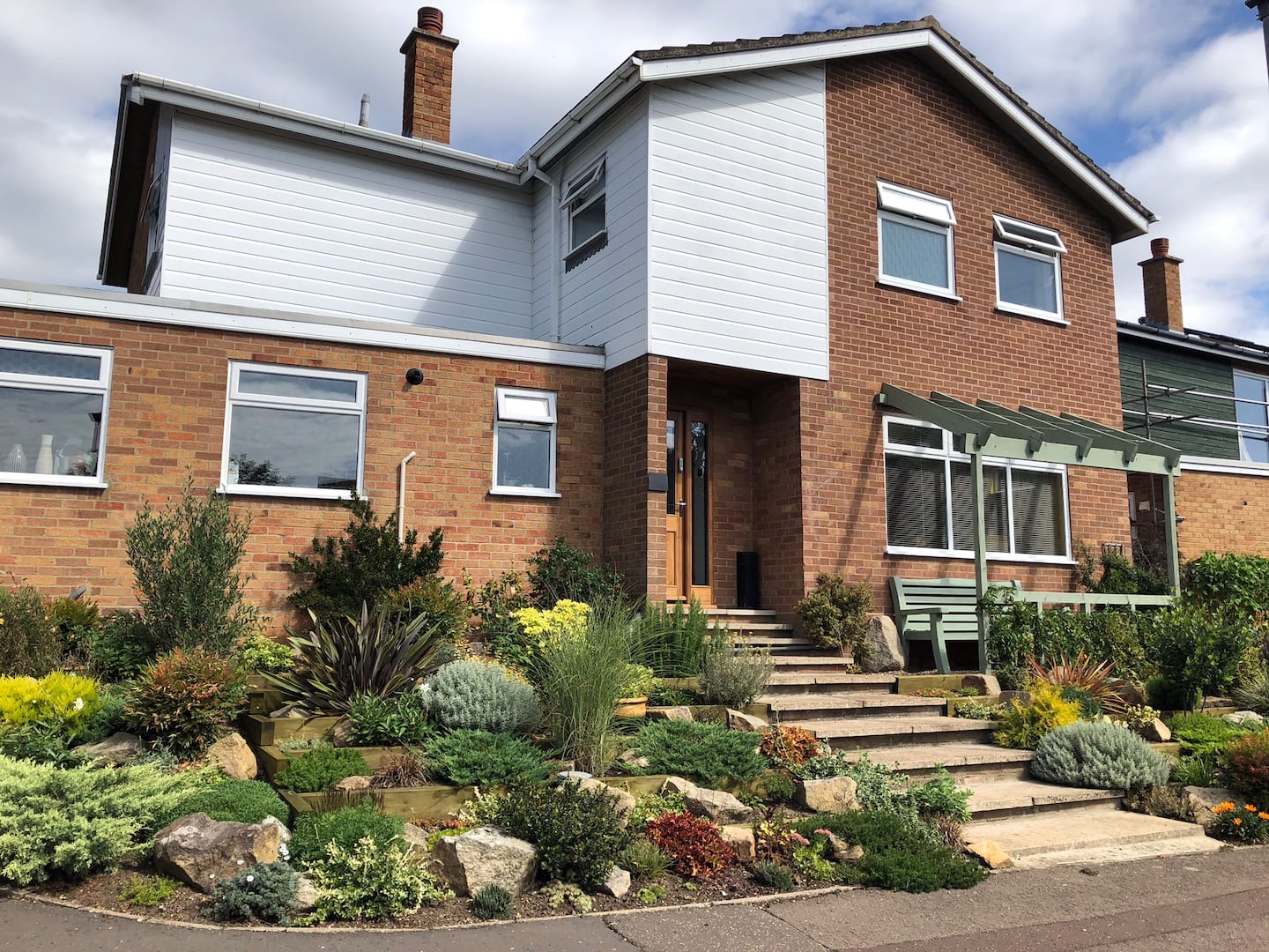 Eaton Duplex