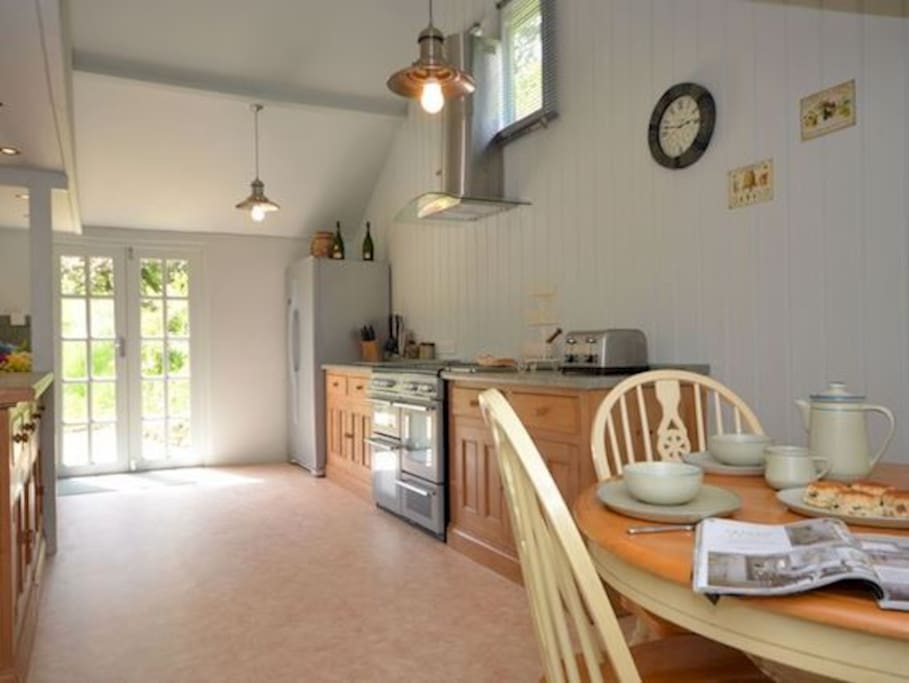 Spacious Kitchen/Diner