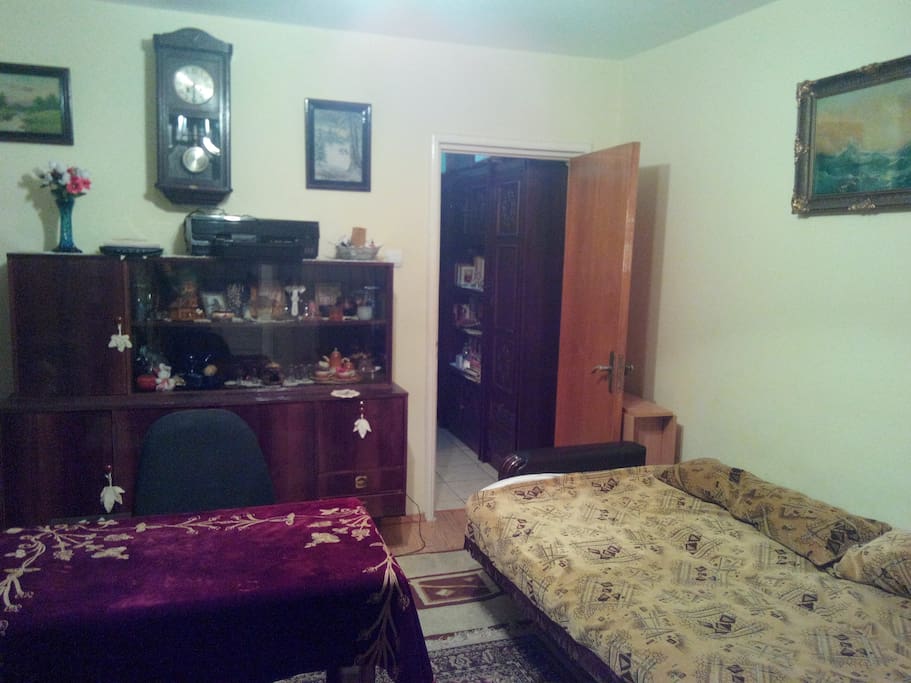 Living/Bedroom Private