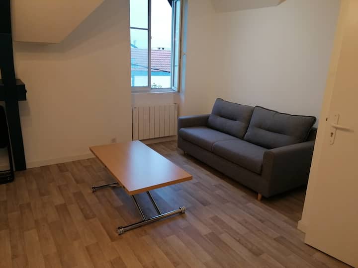 T2 Refait à Neuf Proche Quartier Historique - バイヨンヌ