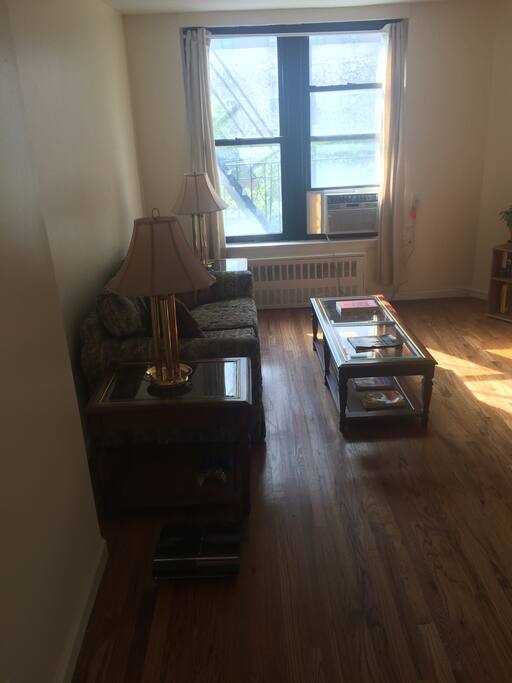 Living room pt2 with AC