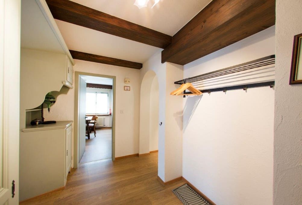 Eingang, Flur, Garderobe