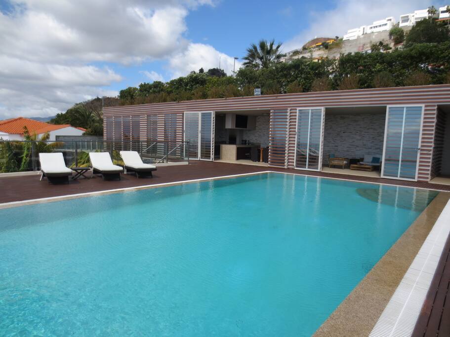 Shared Swimming Pool