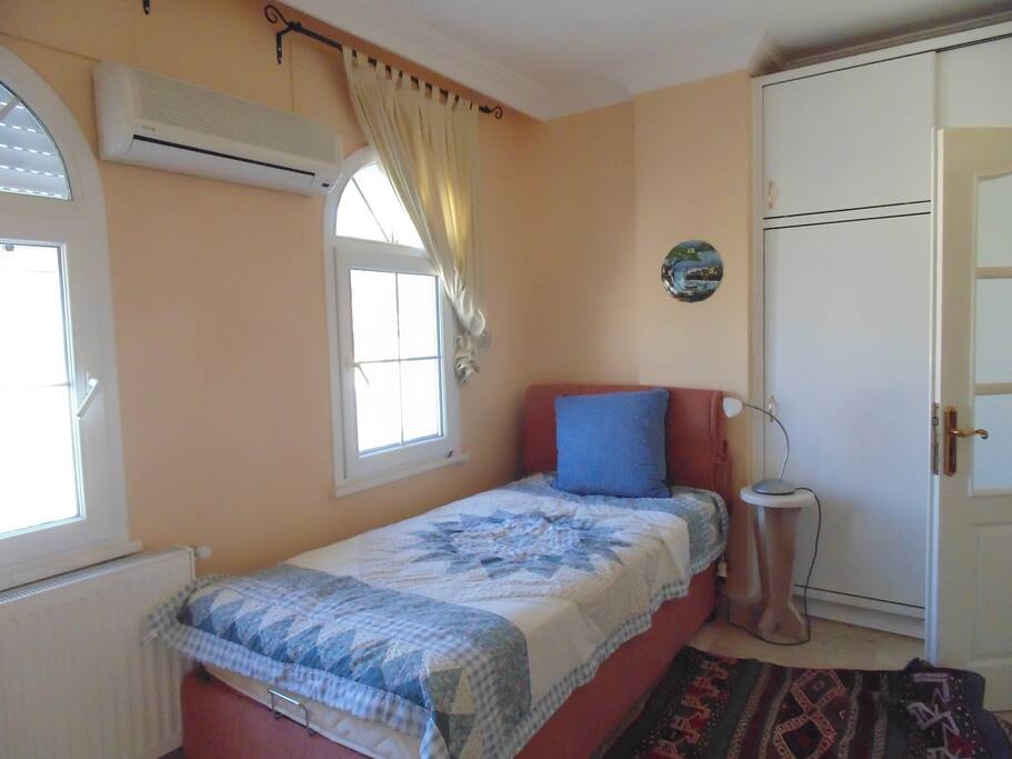 Schlafzimmer und Arbeitszimmer 2