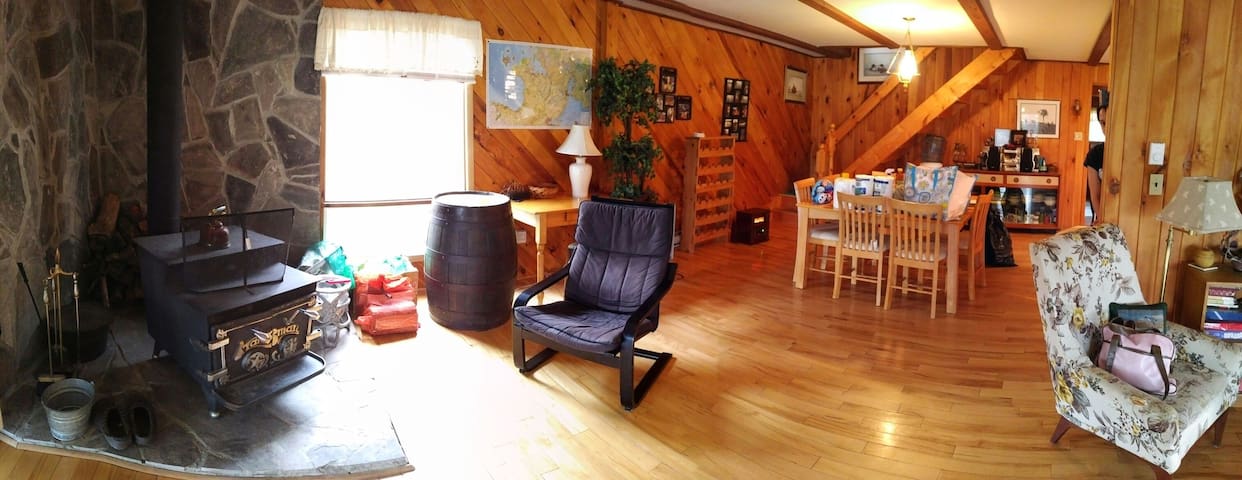 Muskoka Cottage on the Severn River