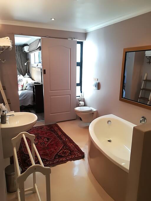 Relax - Bathroom