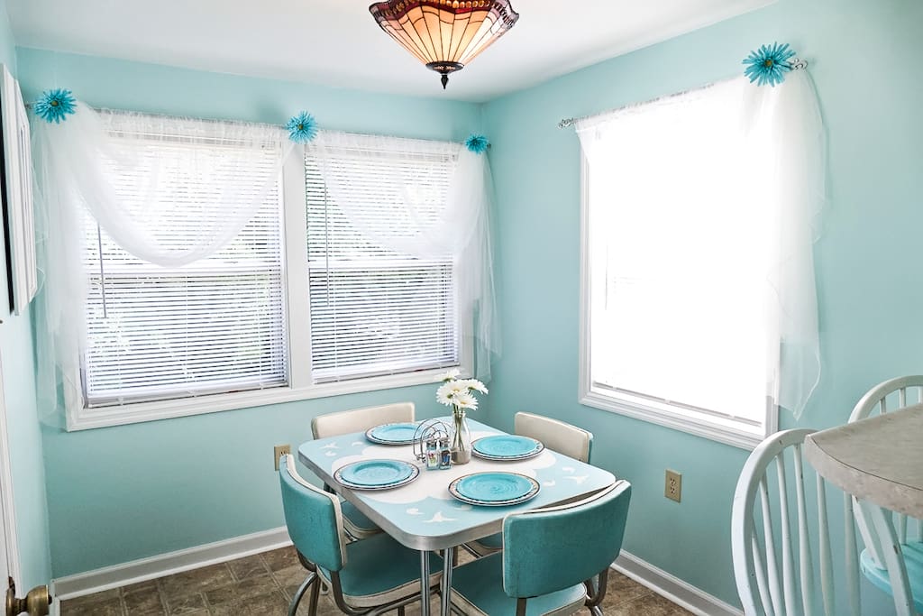 2nd Kitchen Dinette