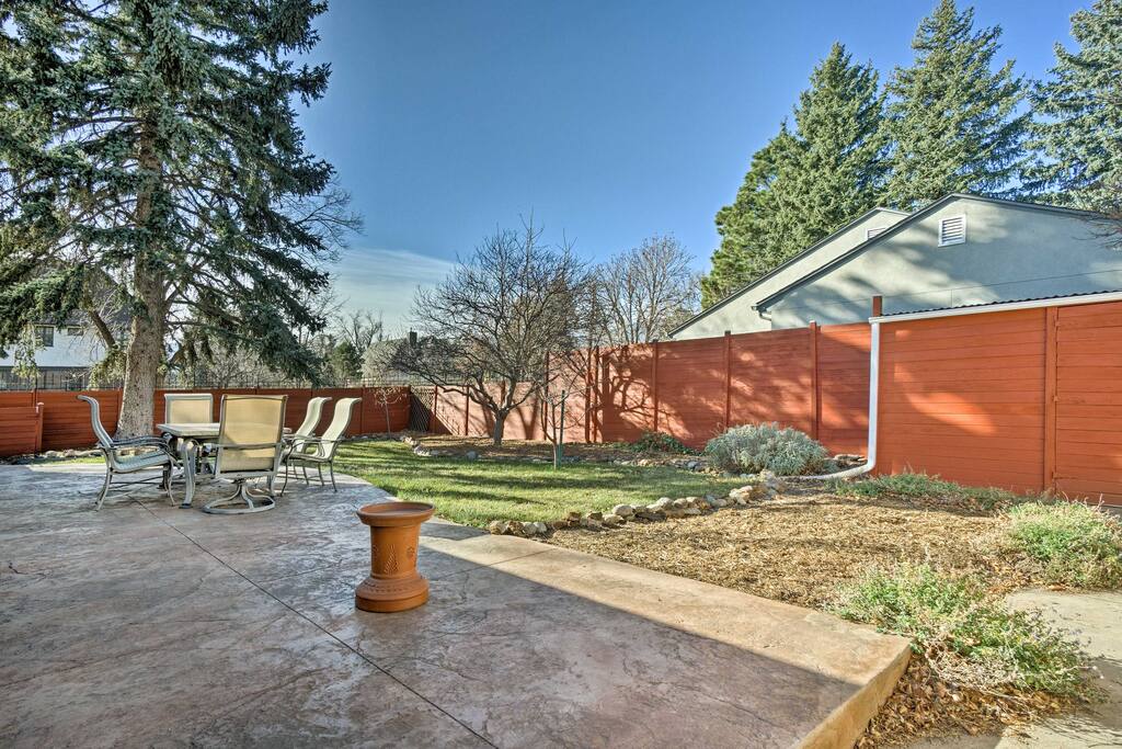 This space is the perfect base for your Colorado getaway.