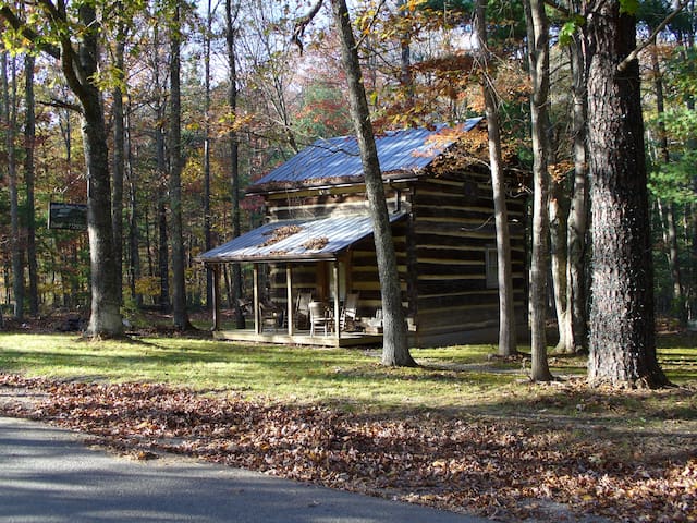 Unique Four Seasons Retreat!