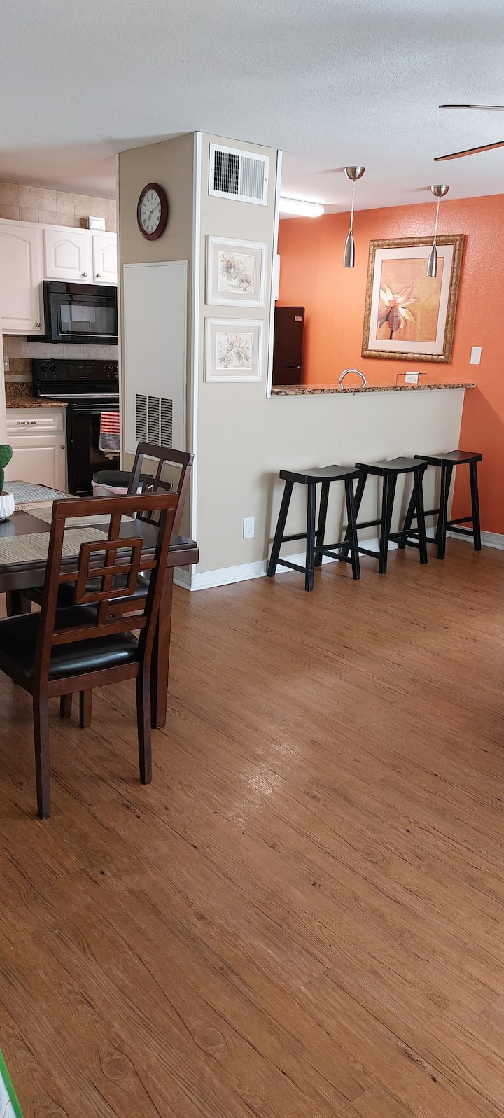 B- 2 Beds, 2 Baths Universal/disney/outlets - Universal's Volcano Bay, Winter Garden