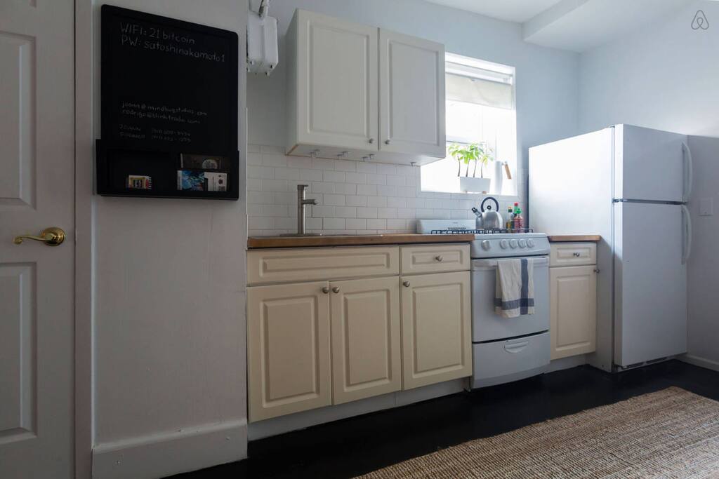 KITCHEN/LIVING ROOM: the kitchen is small, but has everything you need