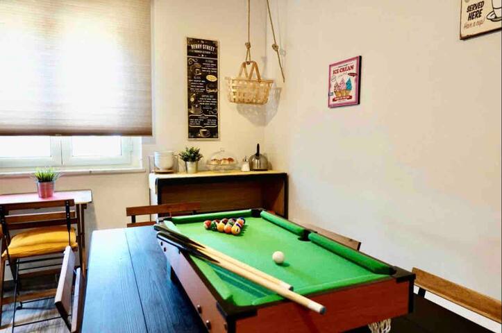 Capodimonte Apartment-300mt Subway – Parking gallery image 2