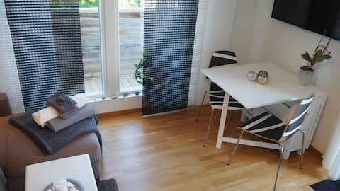 Top Airbnb: Nice Guest Apartment near the Ocean in Västra Götalands