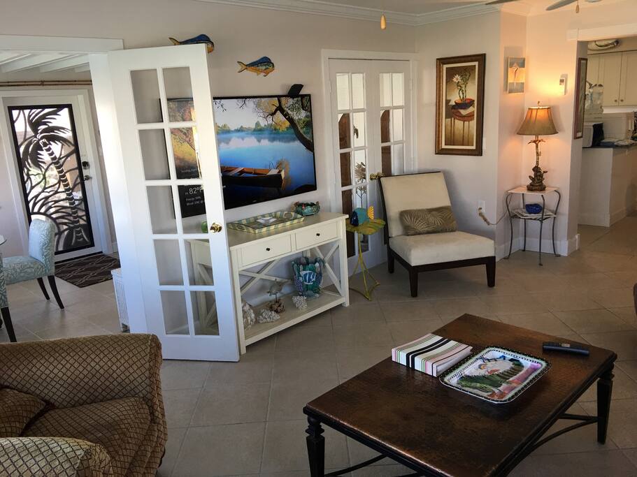 Waterfront living room with Premium channel flatscreen TV and Queen sleeper sofa