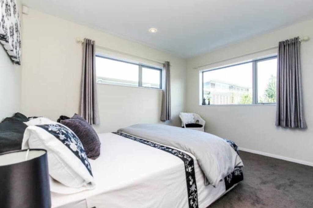 Bed room