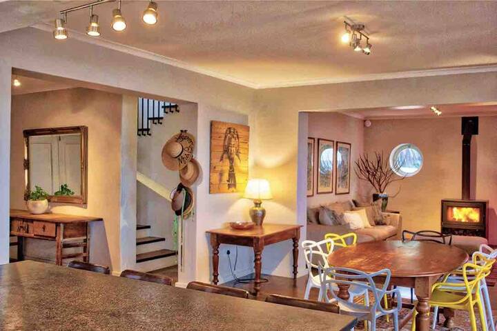 Seaside Luxury at 12 Lighthouse gallery image 4