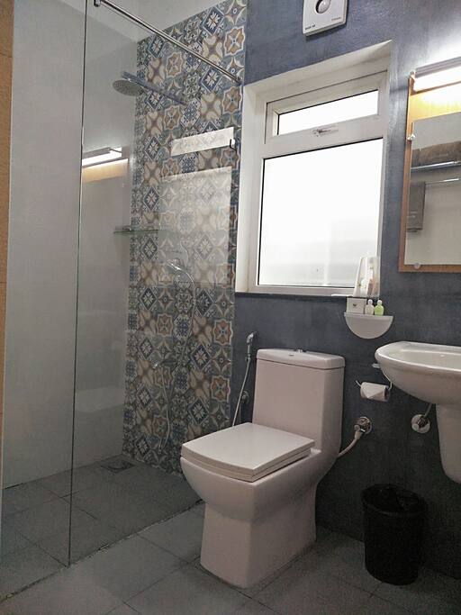 Restroom with wet and dry area