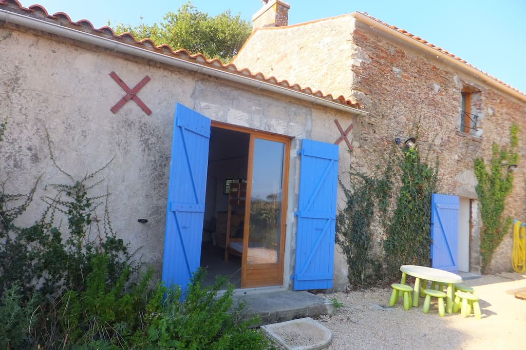 Video &Bedroom has French doors to the garden