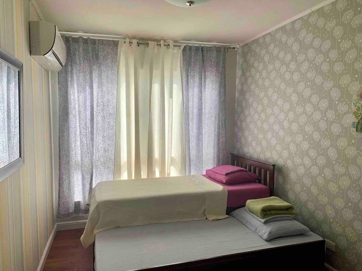 2. spálňa s 2 samostatnými lôžkami 