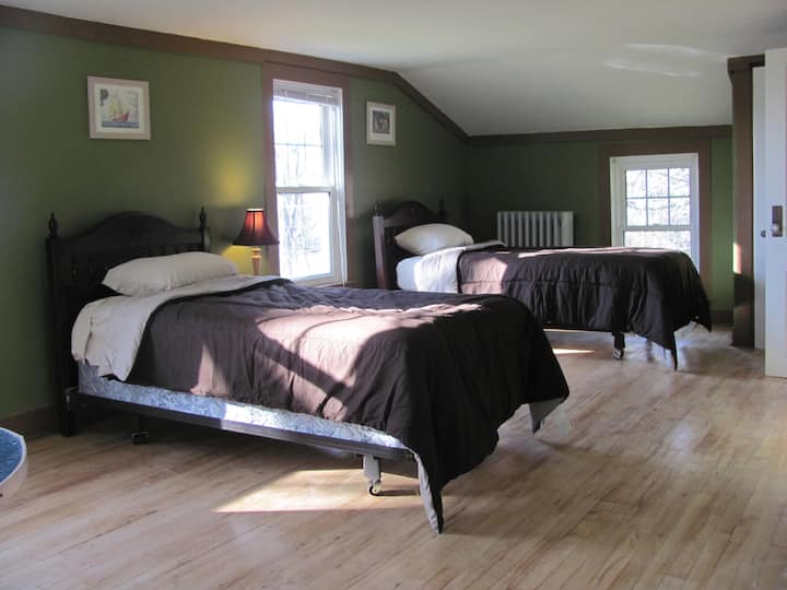 10 Best Airbnbs With Pool Near Rochester, New York Updated 2024 Trip101