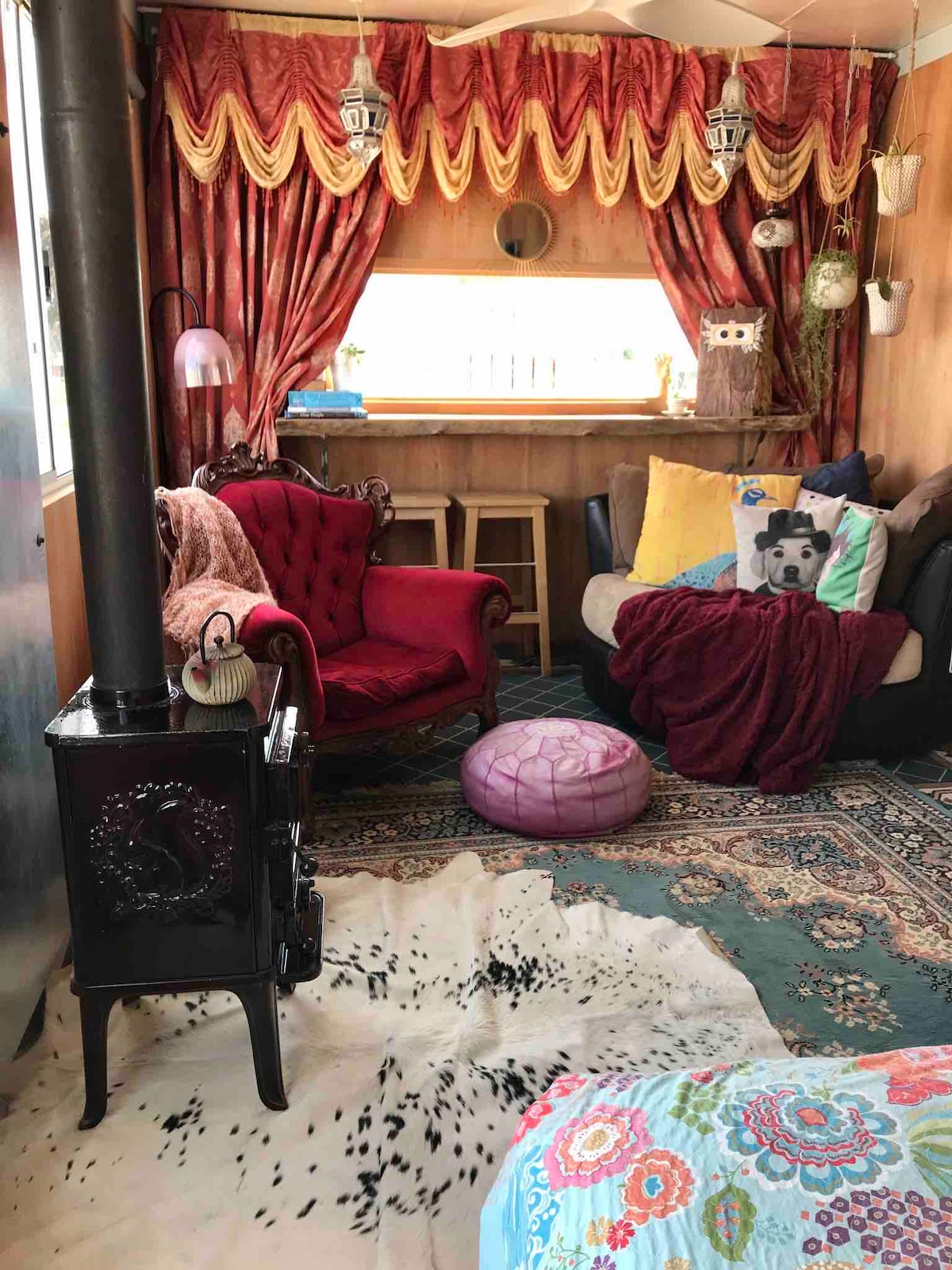 September update: A guest suggested curtains for our letterbox window would be good. Soooo, we went a bit EXTRA in installing some glam curtains!