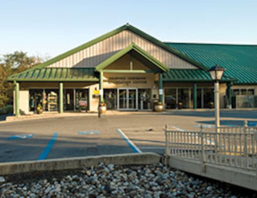 WYNDHAM SHAWNEE VILLAGE RESORT ENTRANCE