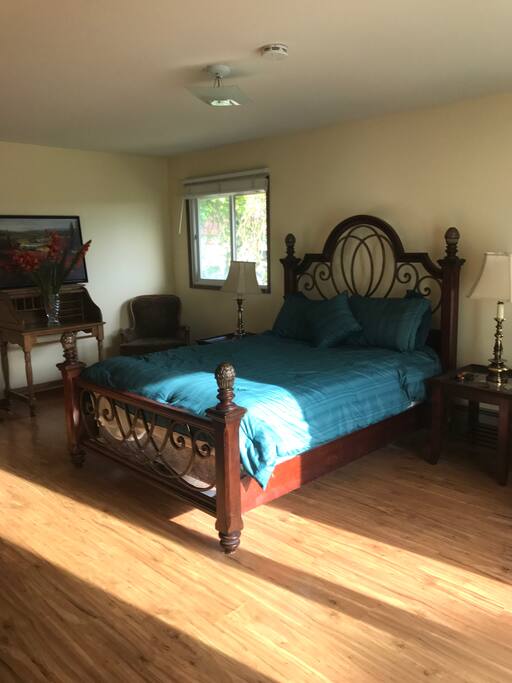 Your Private Bedroom with Queen Size Bed and Private Bathroom.