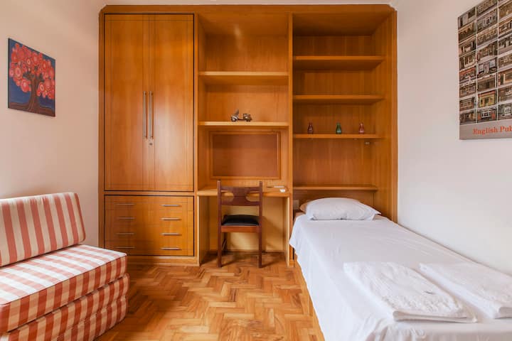 Segundo quarto - 
Segundo dormitorio