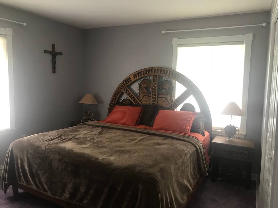 King size bed