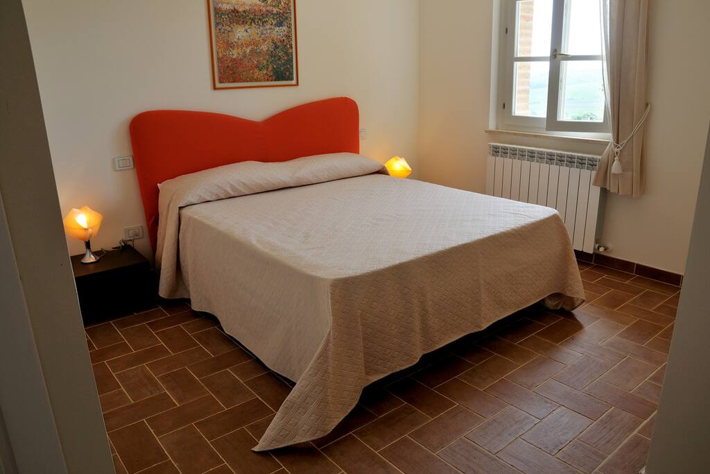 Camera da letto matrimoniale