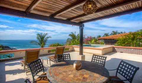 Top performing Airbnb: "La Jolla de Carrizalillo" Oceanfront in Puerto Escondido