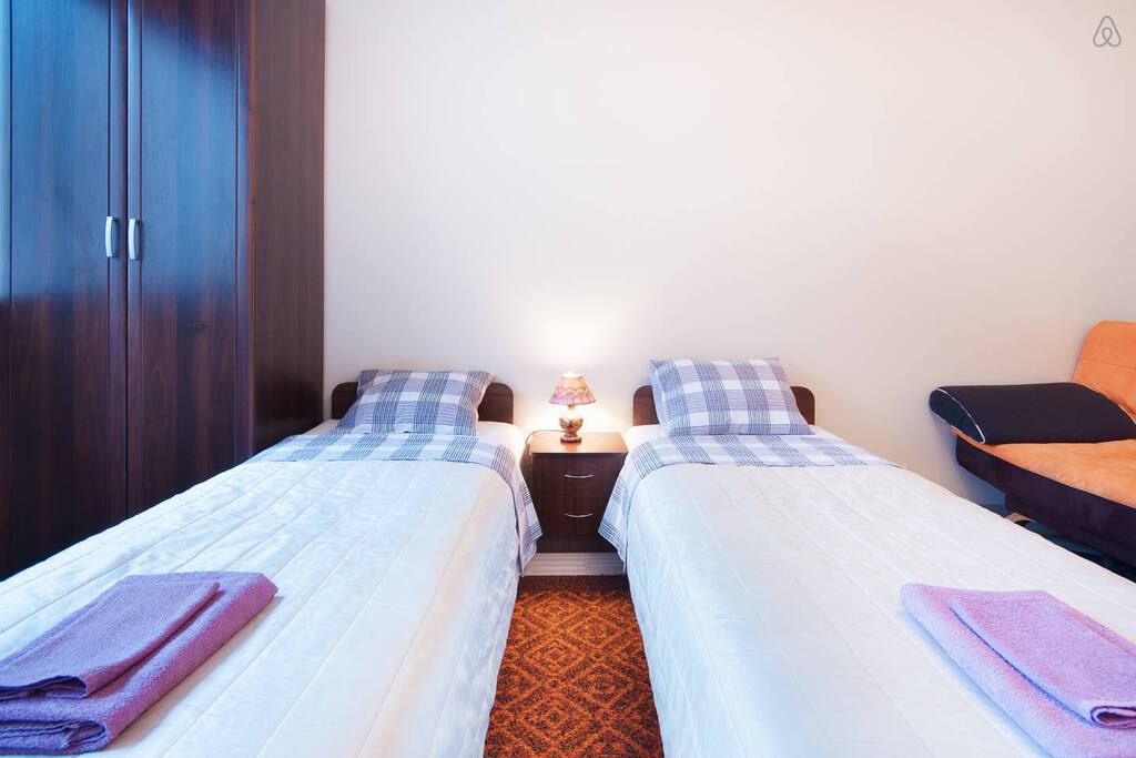 Bedroom #1