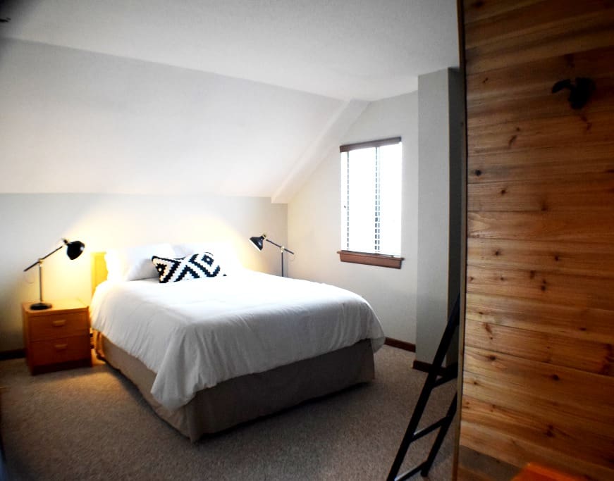 Bunk Room with Built in Bunk Bed, and Queen Bed