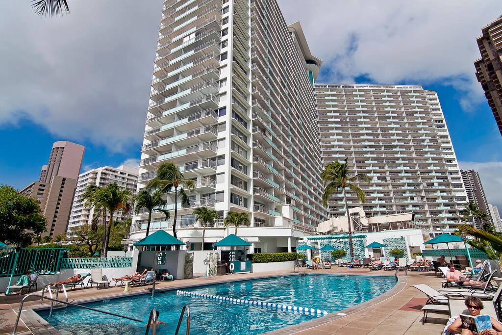 The Ilikai Hotel