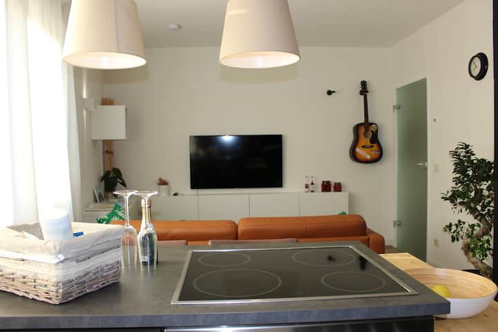 Tiny-apartment: Small And Smart Living - Oberhausen