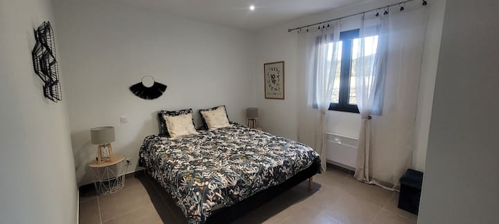 غرفة النوم 1