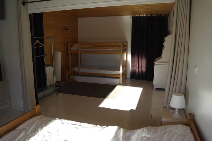 父母房的儿童房