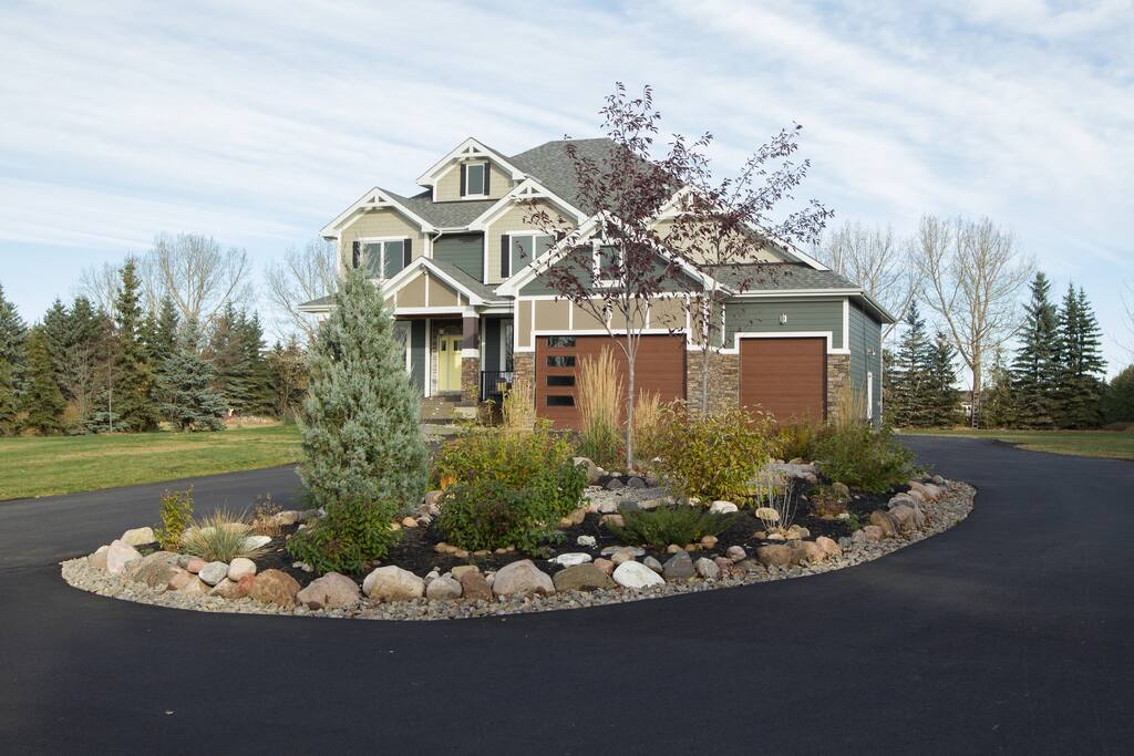 Paved Front Roundabout