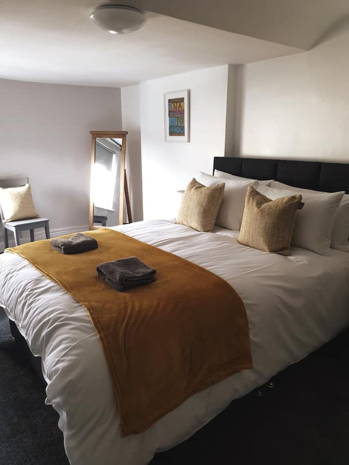 Dormitorio 1: tamaño king