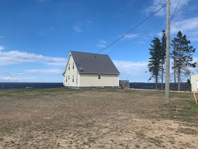 Beach House on Miramichi Bay gallery image 4